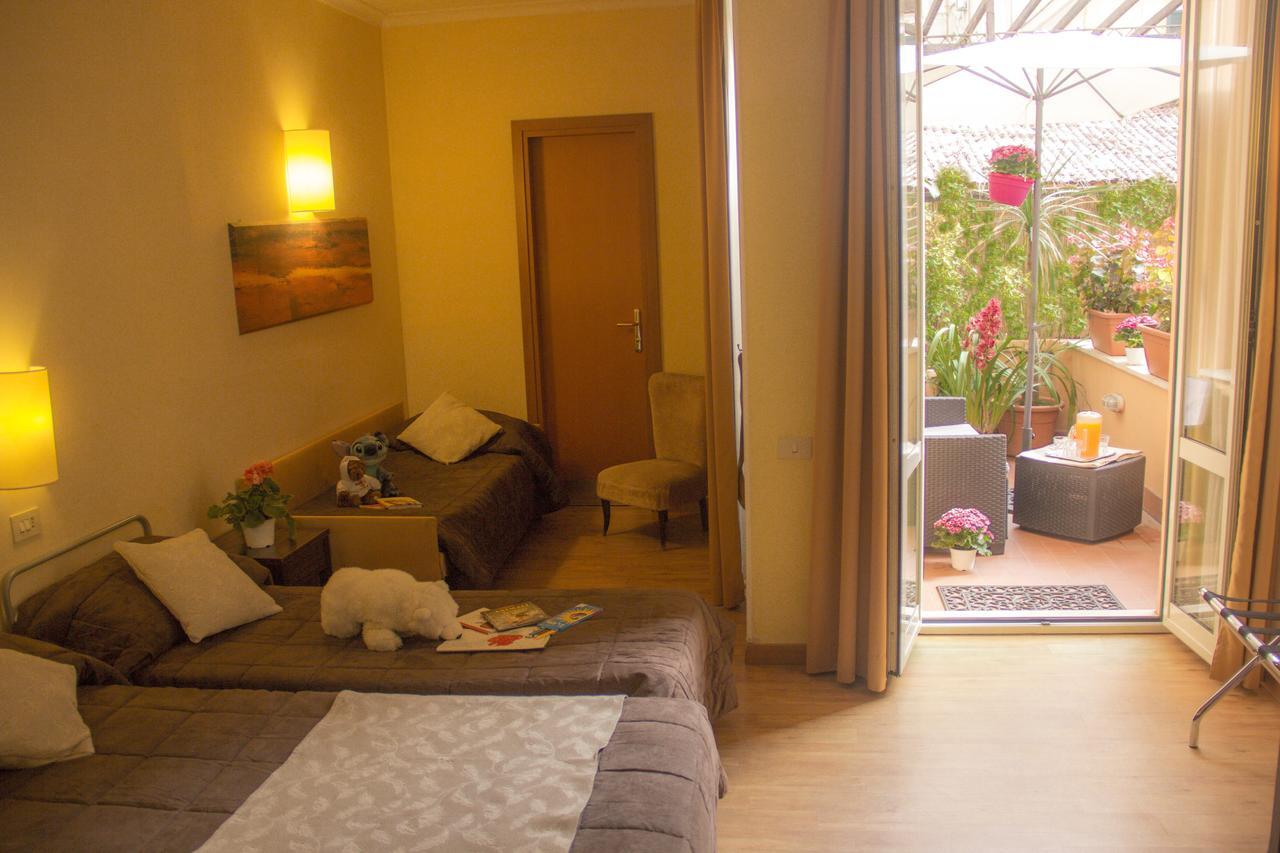 Hotel Novecento Roma Esterno foto